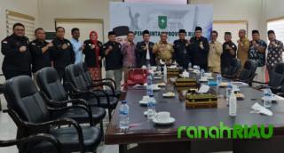 Sambut hangat rombongan Lemtari Riau, Edy Natar : Semoga bisa menjadi perekat Wawasan Nusantara
